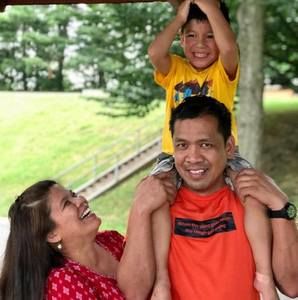 Meet your Posher, Carlo-joy